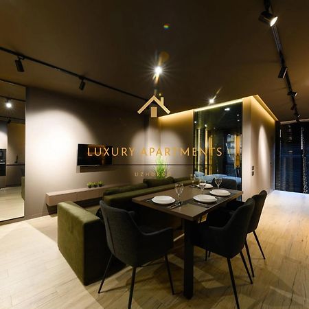 Luxury Apartments-Belochka Užhorod Exteriér fotografie
